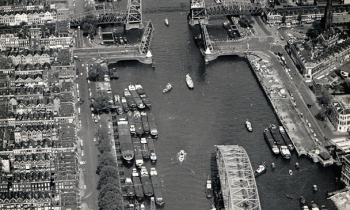 Merwedebrug op weg 1967.jpg
